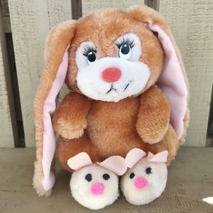 Russ Berrie Plush Brown Rabbit Tootsie Pink Bunny Slippers Stuffed Animal Vtg
